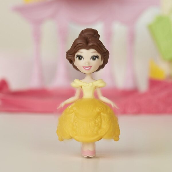 Disney Princess Belle Dance 'n Twirl Ballroom: Puppen- und Kreisel-Spielset
