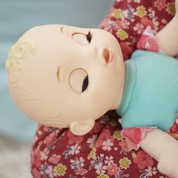 Baby Alive Lil 'Slumbers Blonde – Interaktive Puppe für Pflege und Liebesspiele