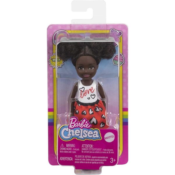 Bambola Chelsea Barbie 6 pollici con gonna rossa e accessori tema cuore