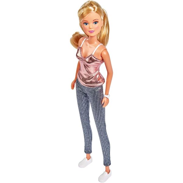 Bambola Steffi Love Shimmer con top glitterato, pantaloni e sneakers trendy