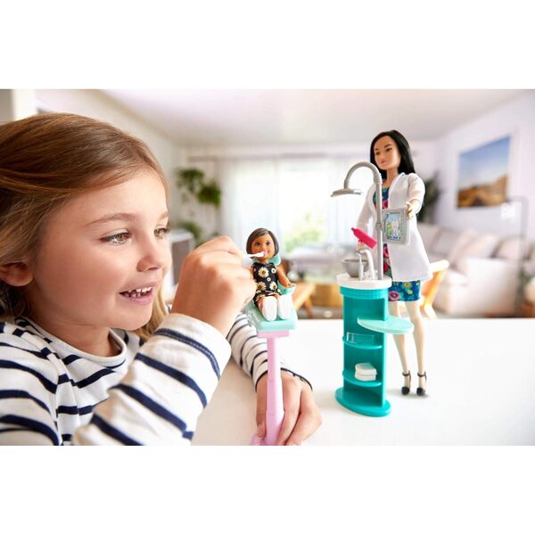 Barbie Dentist Careers mit Puppe, Stuhl und Zubehör für Rollenspiele