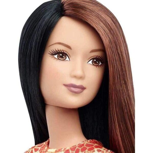 Barbie Fashionista DTF04 - Bambola Moda con Outfit e Accessori Trendy per i Bambini