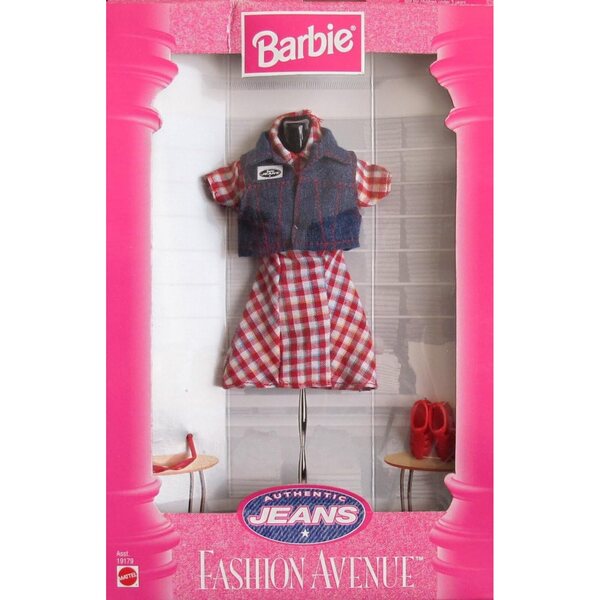 BARBIE Fashion Avenue Jeans Autentici con Vestito Rosso, Gilet Denim e Accessori