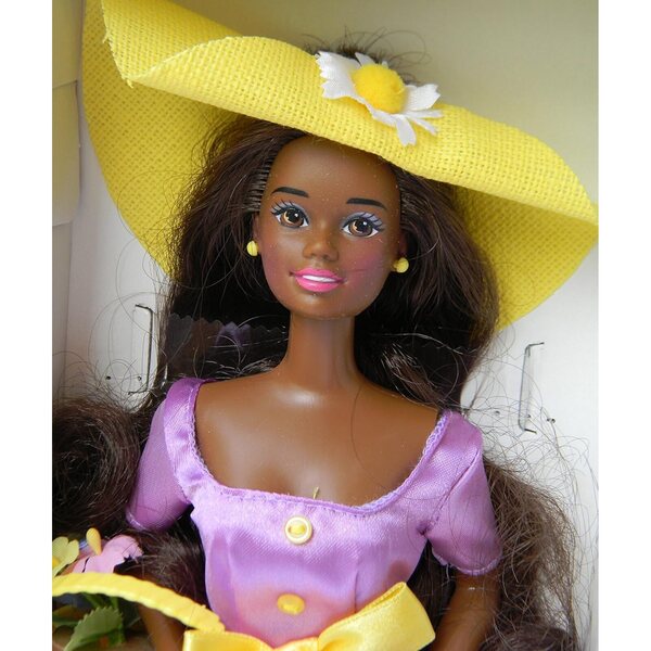 Mattel Primavera Fiore Barbie Afroamericana - Bambola Collezione 2024