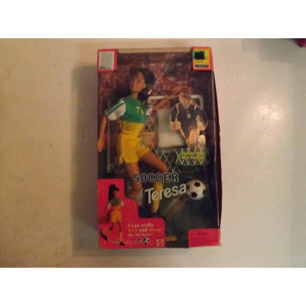 Barbie Soccer Teresa von Mattel – Fußballpuppe mit komplettem Zubehör