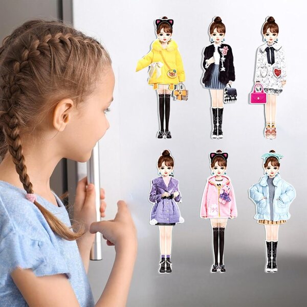 Magnetische Papierpuppen zum Verkleiden mit Prinzessinnenkleidern – Kreativspiel für Kinder