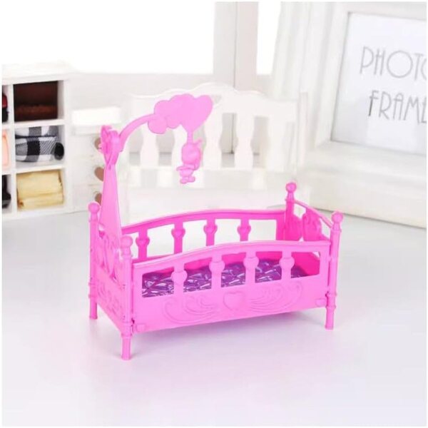 1:12 Mini-Puppenhaus mit Schaukelbett und sicherem Zubehör für Kinder
