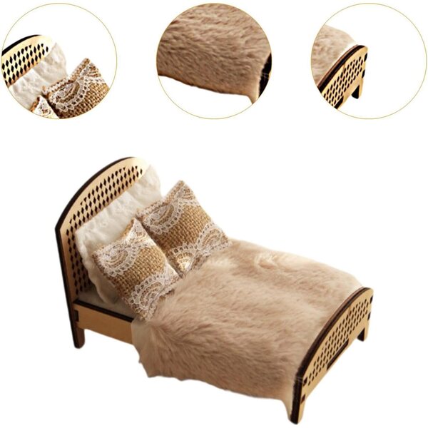 1/12 Miniatur-Doppelbett aus Holz und Stoff für Puppenhäuser