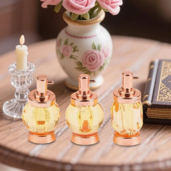 Set mit 3 Mini-Parfums für Puppenhäuser 1:12 aus Glas und Roségoldlegierung