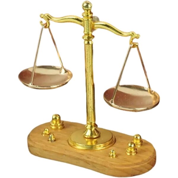 Bilancia Vintage Miniatura 1:12 in Ferro per Casa delle Bambole Decorativa