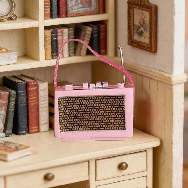 Miniaturradio aus PU-Harz und Leder für Puppenhaus 1:12, Pink