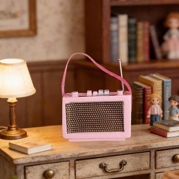 Miniaturradio aus PU-Harz und Leder für Puppenhaus 1:12, Pink