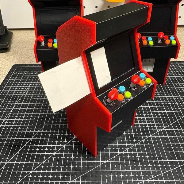 Modello Mini Macchina Arcade 1/12 Realistico per Diorami e Progetti Fai da Te