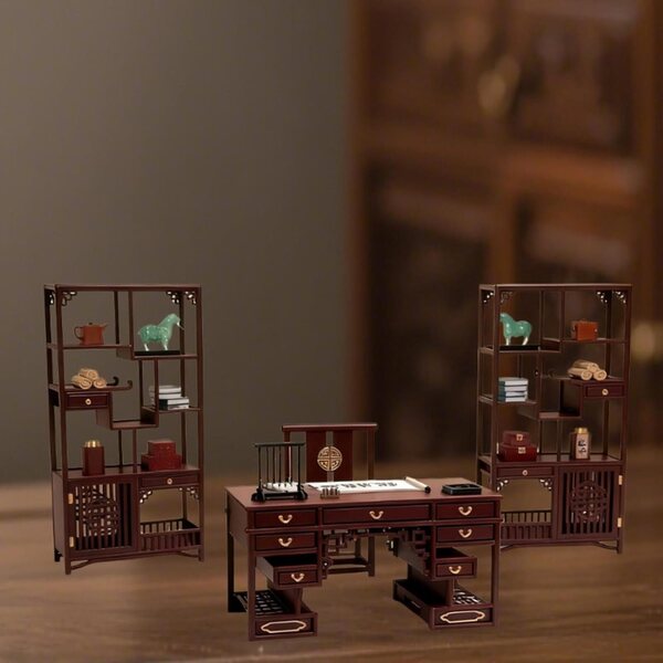 Chinesischer Miniaturstuhl im traditionellen Stil 1:12 für Puppenhäuser und Dioramen