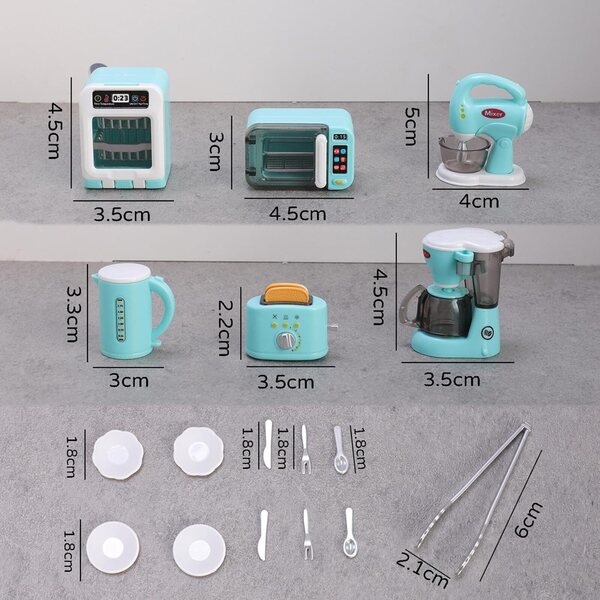 Set aus blauen Miniatur-Küchengeräten mit Zubehör für Kinderspiele