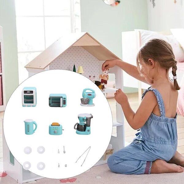 Set aus blauen Miniatur-Küchengeräten mit Zubehör für Kinderspiele