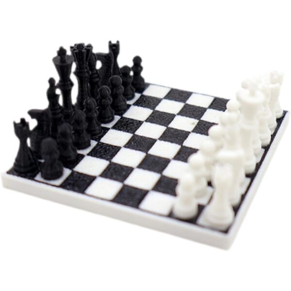 1:12 Miniatur-Schachbrett für Puppenhäuser aus PLA mit 32 Teilen