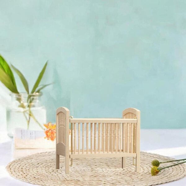 Letto Interattivo in Legno 1:12 per Case delle Bambole - Stile Romantico Europeo