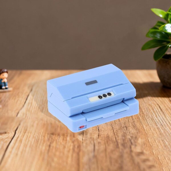 Blauer Mini-Drucker für Puppenhäuser – realistisches Modell aus PP, 4,5 x 2 x 3 cm
