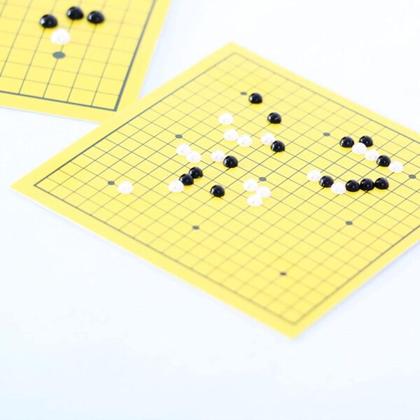 Mini-Puppenhaus 1:12 mit Weiqi-Miniaturspiel aus strapazierfähigem Karton