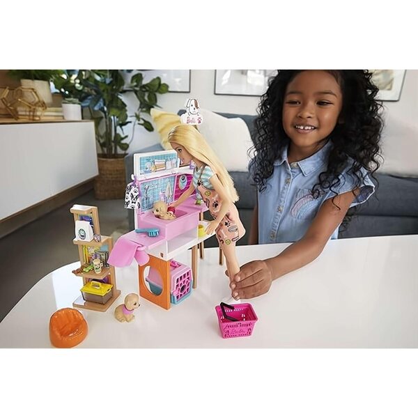 Barbie Playset Cura Animali Domestici con Bambola e Accessori Mattel 3+