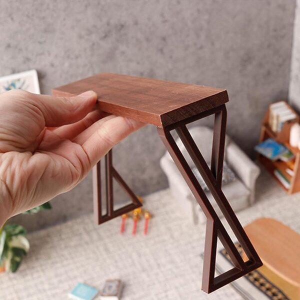 Miniatur-Clubtheken-Holztisch für Puppenhaus 1:12, elegant und realistisch