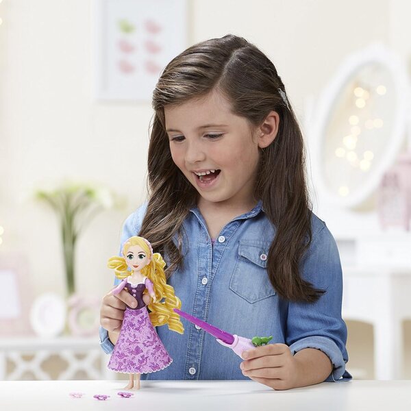 Rapunzel Disney Princess con arricciacapelli e accessori per capelli