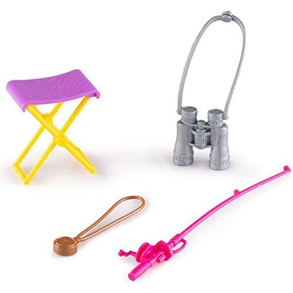 Set Accessori Barbie Camping Fun con Canna da Pesca, Binocolo, Bussola e Sgabello