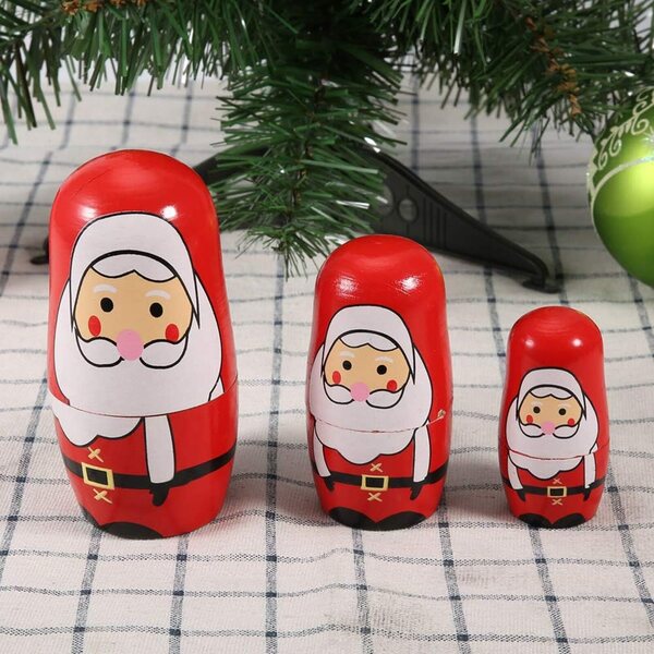 Set aus weihnachtlichen Matroschka-Puppen aus Holz von SIXRUN – handbemalte Weihnachtsdekoration