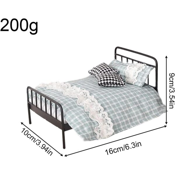 Set letto in miniatura vintage 1:12 con materasso e trapunta per casa delle bambole