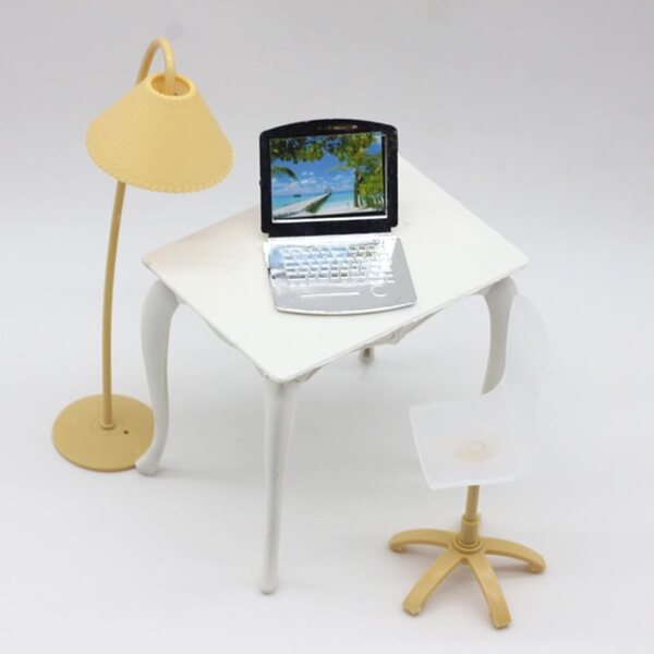 Set 4 Accessori Casa delle Bambole 30 cm: Sedia, Laptop, Lampada e Scrivania