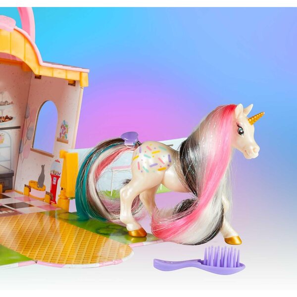 Breyer Mane Beauty Li'l Beauties Nea Sweet Shop Spielset mit Einhorn und Zubehör