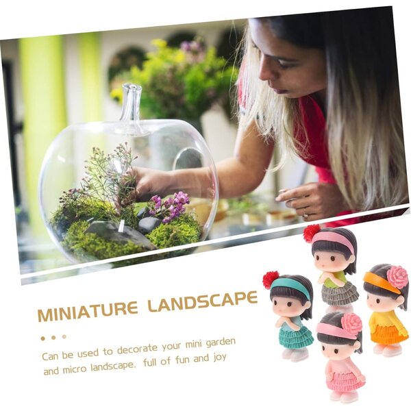 4 Statue Bambola Ragazza in PVC per Decorazione Torte e Eventi 5x3x2 cm