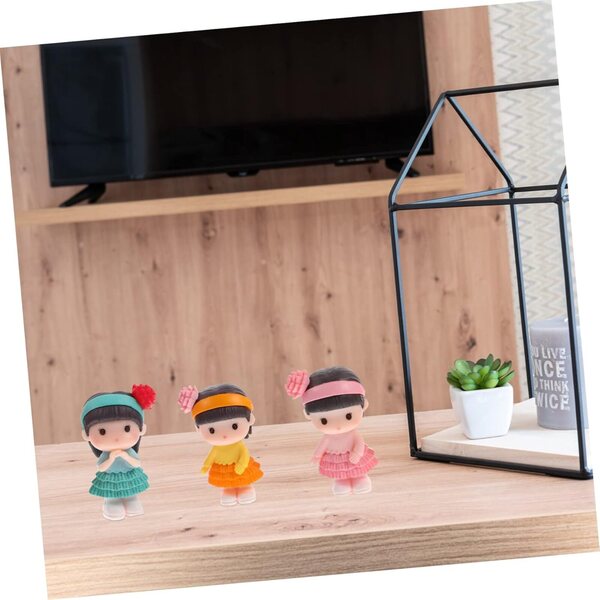 4 Statue Bambola Ragazza in PVC per Decorazione Torte e Eventi 5x3x2 cm
