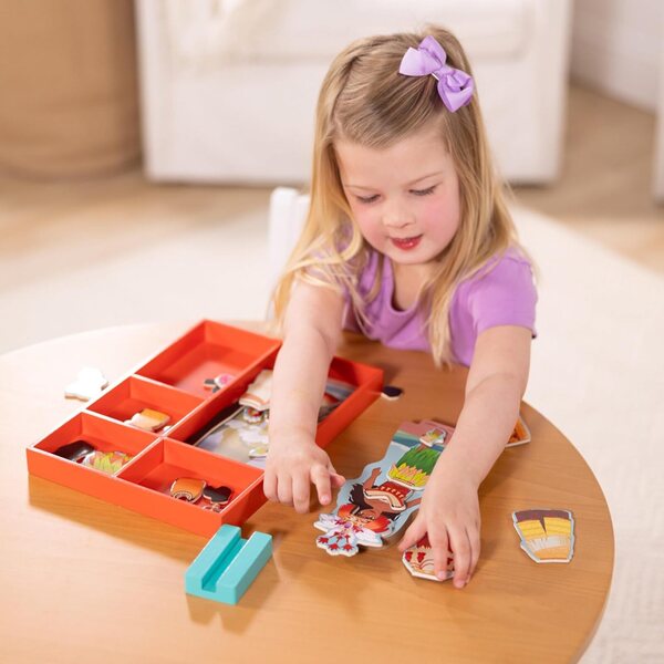 Melissa & Doug Disney Princess Moana – Magnetische Holzpuppe mit mehr als 30 Teilen