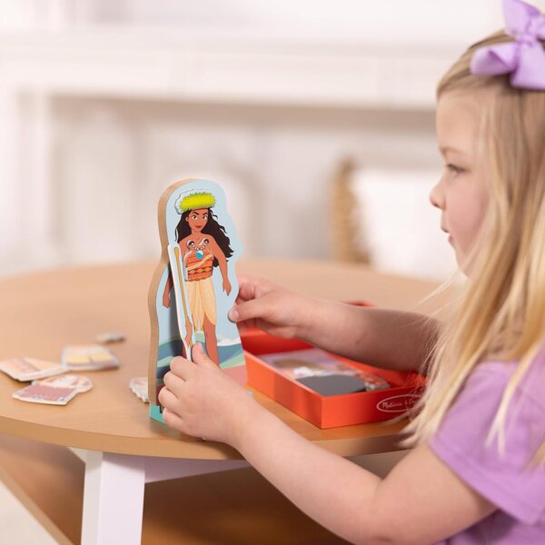 Melissa & Doug Disney Princess Moana – Magnetische Holzpuppe mit mehr als 30 Teilen