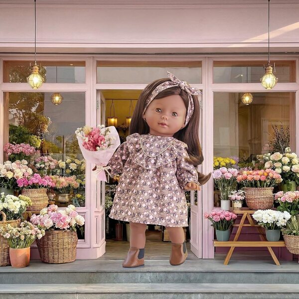 Corolle India 36 cm – Weiche Puppe mit Vanilleduft und Blumenkleid