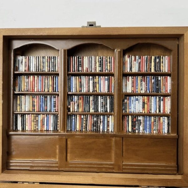 Anxiety Bookshelf: Mini Libreria in Legno per Alleviare Ansia e Stress