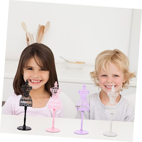 Gatuida Set 4 Manichini Miniature per Bambole con Base in Plastica Colorata