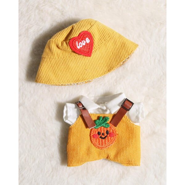 Schickes Kleidungsset für 17 cm große Puppen mit gelbem Strampler, Mütze und Accessoires