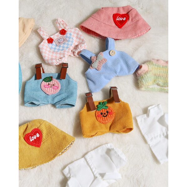 Schickes Kleidungsset für 17 cm große Puppen mit gelbem Strampler, Mütze und Accessoires