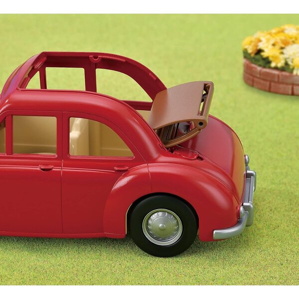 Sylvanian Families Coche Familiar 5 Sitze mit Zubehör und verwandelbar