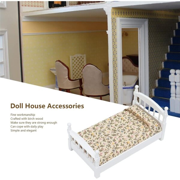 Mini Letto in Legno di Betulla per Casa delle Bambole 1:12 con Cuscino e Design Floreale