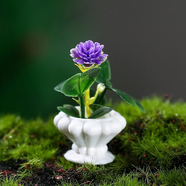 Hemobllo Set vun 8 Miniaturharz Bonsai fir Heem a Gaart Dekoratioun.