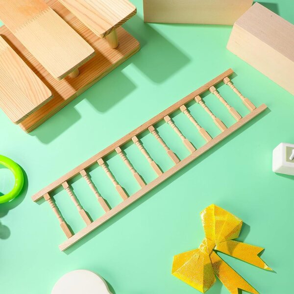 Valla Decorativa in Legno per Case di Bambole 1:12 – Accessorio Miniatura 30x7,5 cm