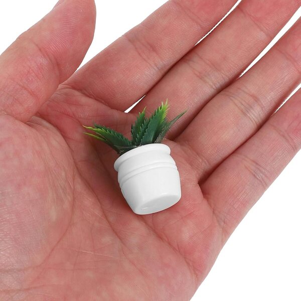 Hemobllo 4 Plantas Artificiales en Macetas para Casa de Muñecas, Decoración Versátil y Ahorro de Espacio, Material Plástico Verde Diseño Realista para Dioramas y Manualidades