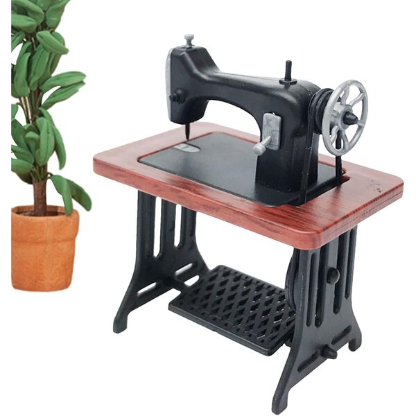 1:24 Miniature Sewing Machine for Vintage Decoration and Creative Games