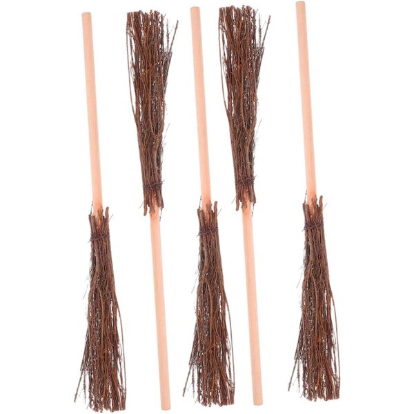GANAZONO 5 miniatures Escobas dans des branches en bois faites à la main pour la décoration de maison de poupée