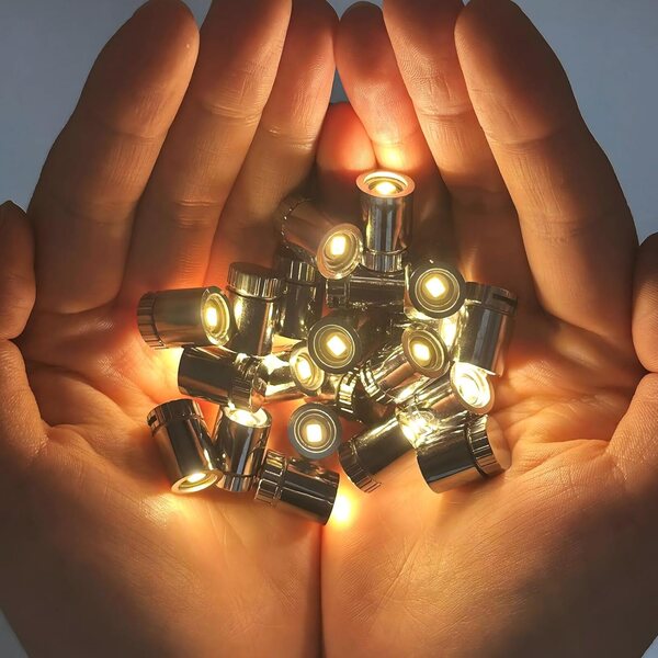 Mini luci LED bianco caldo per decorazioni festa, 30 pezzi con adesivi inclusi
