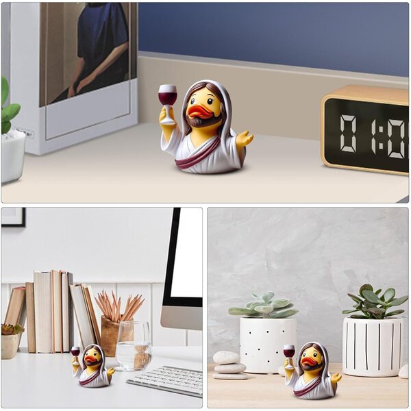 Statuie Rața Donald din rășină 8,9 cm - decor creștin colorat și multifuncțional